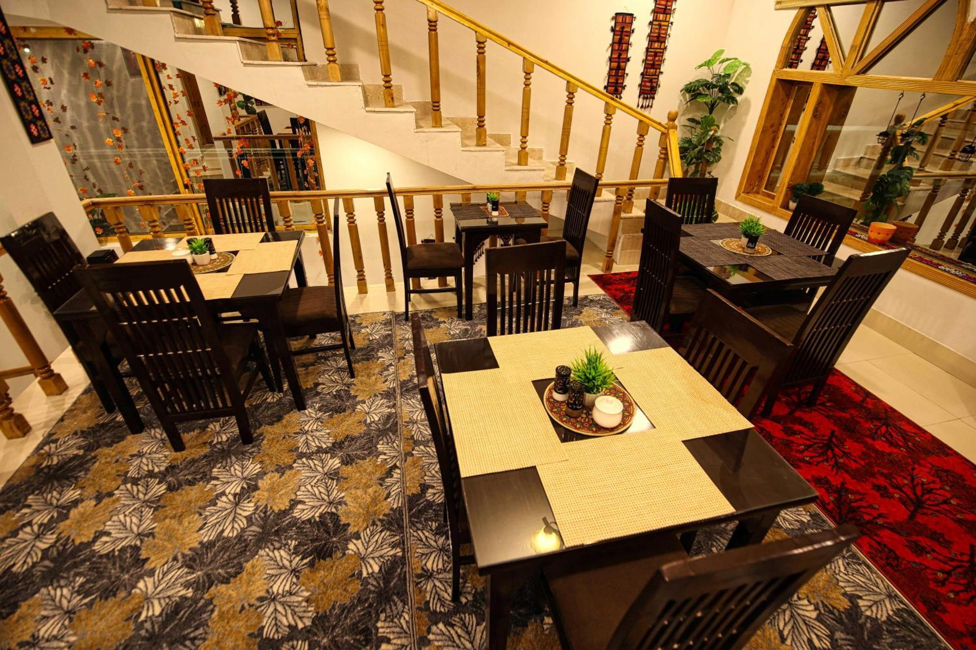 Oak Residency Hotel Gilgit Kültér fotó