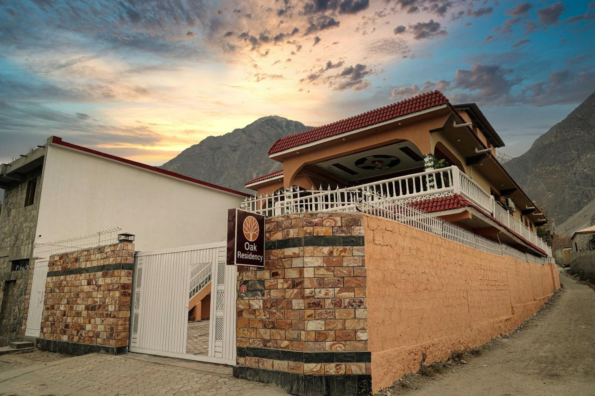 Oak Residency Hotel Gilgit Kültér fotó