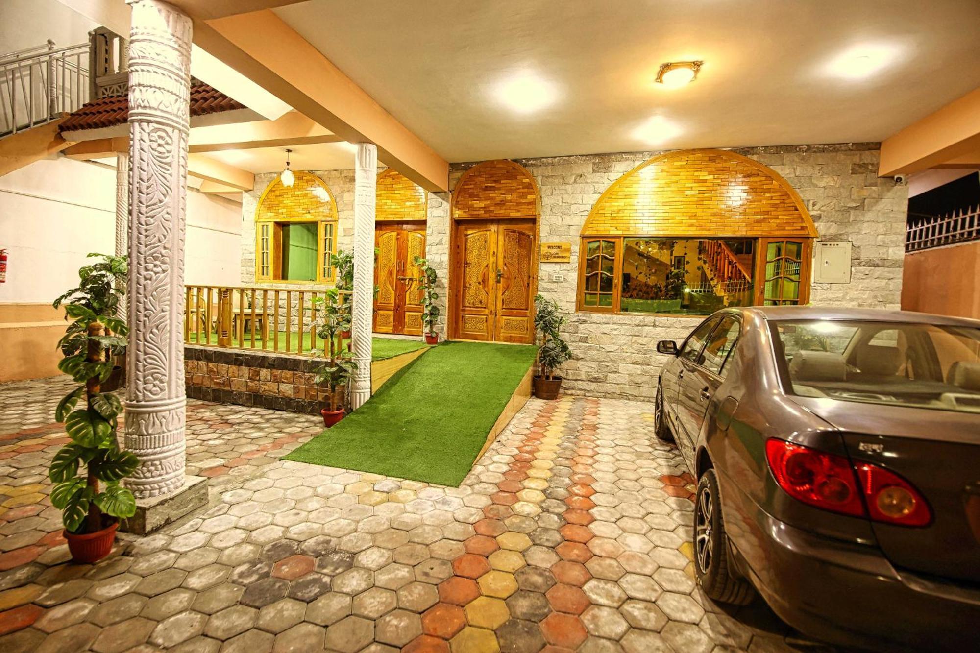Oak Residency Hotel Gilgit Kültér fotó