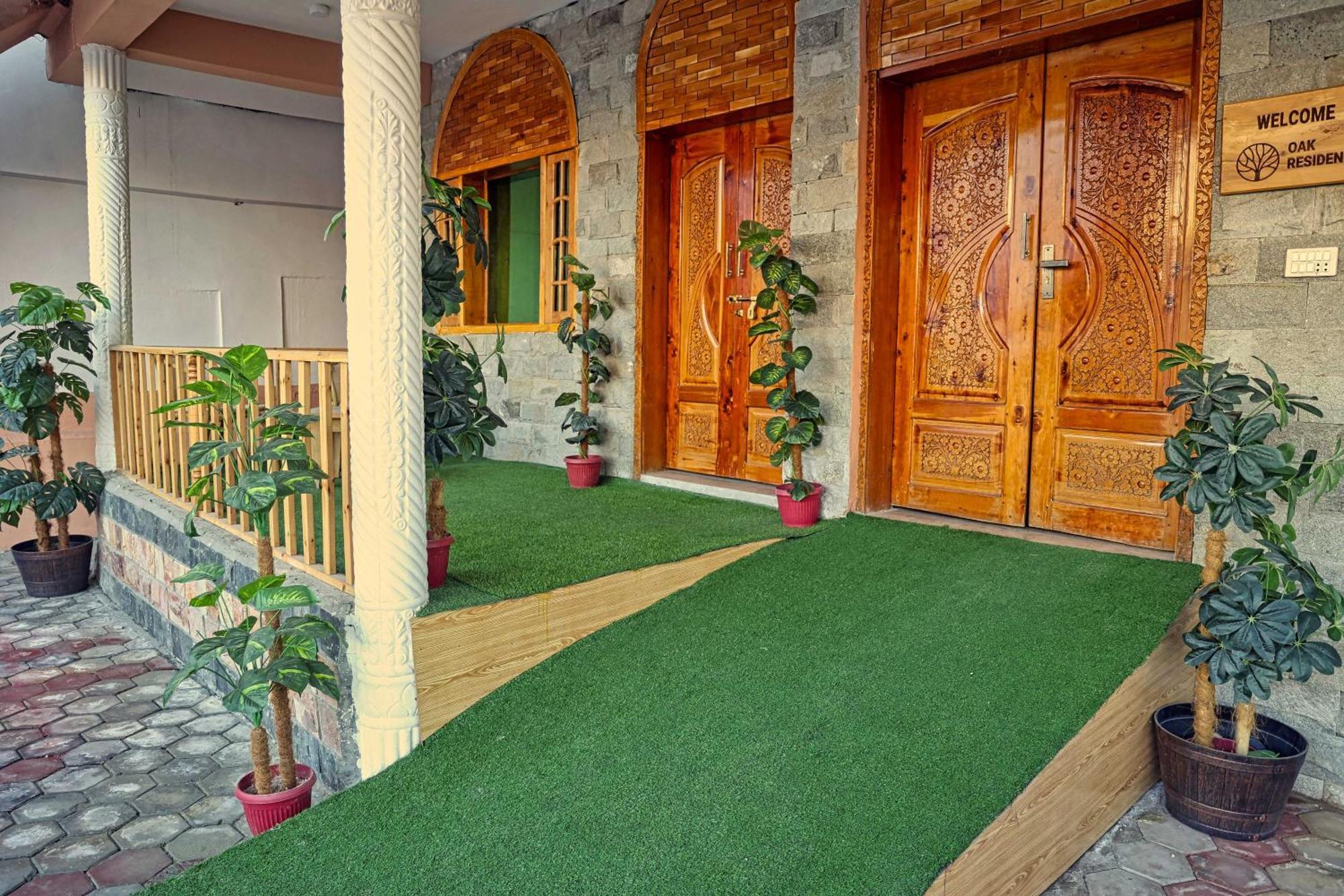 Oak Residency Hotel Gilgit Kültér fotó